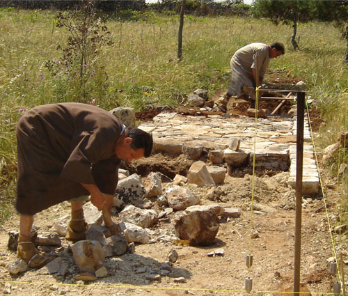 costruzione strada romana